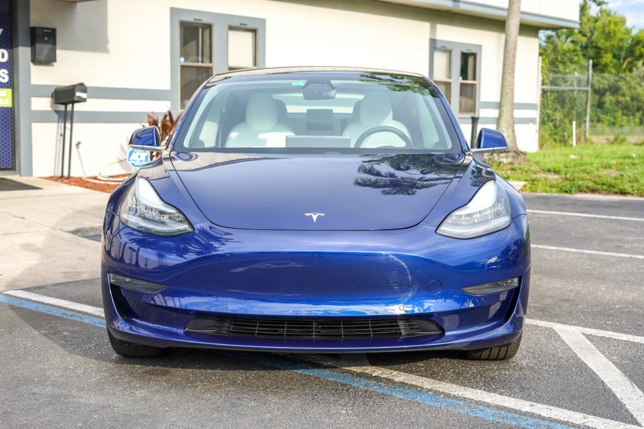 Used 2020 Tesla Model 3 Standard Range Plus RWD image 2