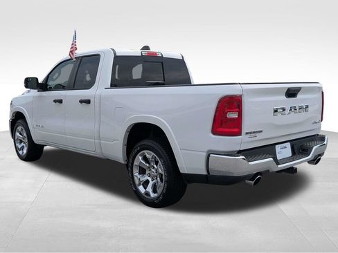 Used 2025 RAM 1500 Big Horn AWD/4WD image 6