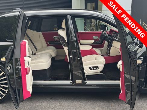 Used 2023 Rolls-Royce Phantom Sedan image 18
