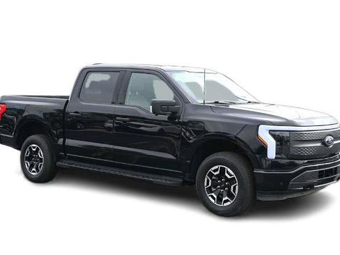 Certified 2022 Ford F150 Lightning XLT w/ Tow Technology Package AWD/4WD image 3