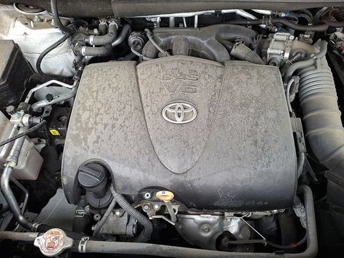 Used 2020 Toyota Highlander Limited AWD/4WD image 26