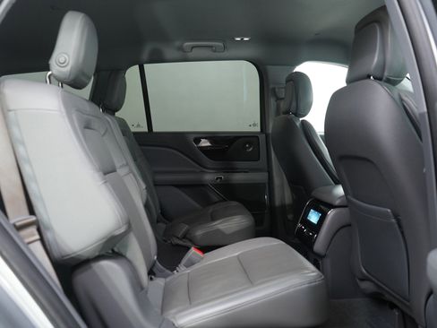 Used 2020 Lincoln Aviator Reserve w/ Elements Package Plus image 14