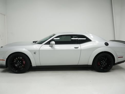 Used 2022 Dodge Challenger SRT Hellcat image 7
