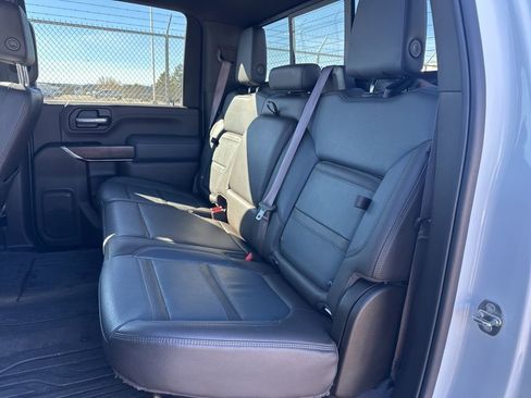 Used 2022 GMC Sierra 3500 Denali w/ Denali Ultimate Package image 7