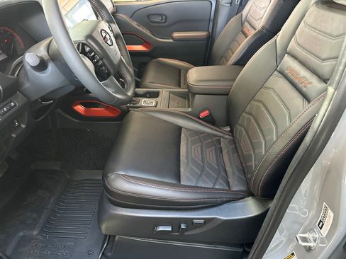 New 2026 Nissan Frontier PRO-4X w/ Pro Premium Package AWD/4WD image 9
