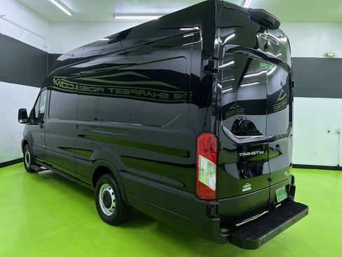 Used 2023 Ford Transit 250 148 High Roof Extended w/ Load Area Protection Package RWD image 7