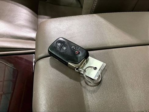 Used 2018 Lexus GX 460 Premium AWD/4WD image 13