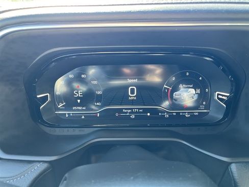 Used 2024 GMC Yukon XL Denali AWD/4WD image 24