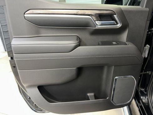 Certified 2022 Chevrolet Silverado 1500 LTZ image 19