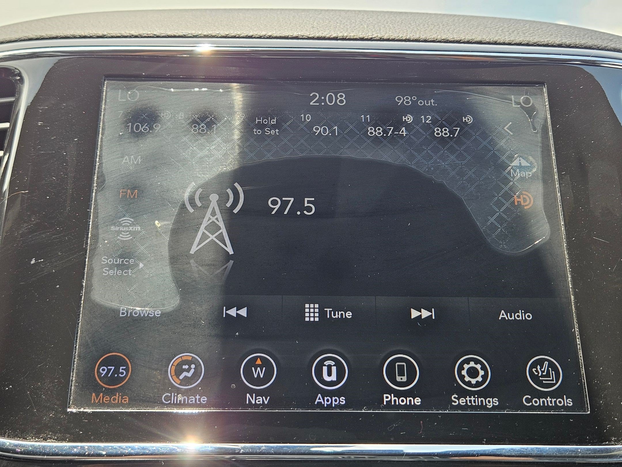 Used 2021 Jeep Grand Cherokee Limited RWD image 21