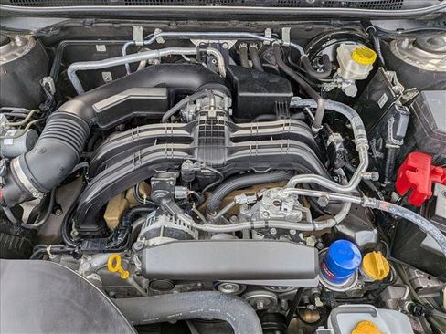 Used 2020 Subaru Outback Limited image 22