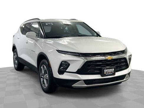 Certified 2023 Chevrolet Blazer LT w/ Convenience Package FWD image 1