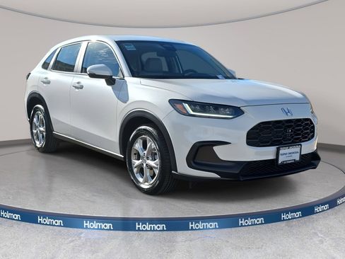 Certified 2025 Honda HR-V LX image 9