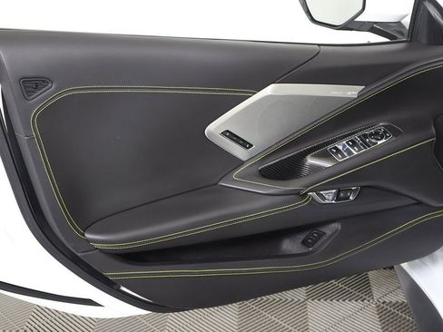 Used 2021 Chevrolet Corvette Stingray Premium Conv w/ 3LT image 26