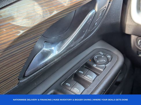 Used 2019 GMC Terrain SLE w/ Driver Convenience Package image 35