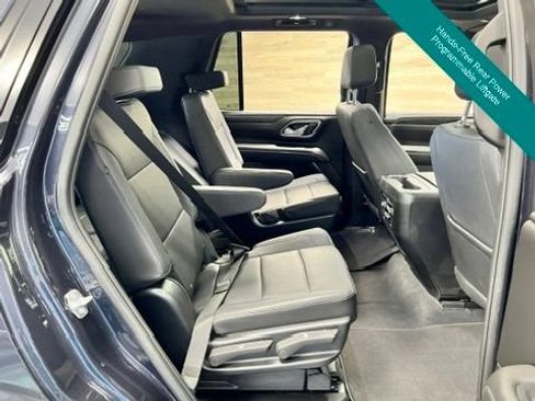 Used 2024 Chevrolet Tahoe Z71 w/ Luxury Package AWD/4WD image 16