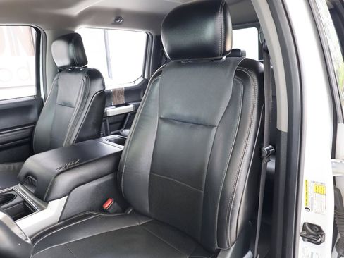 Used 2017 Ford F250 Lariat w/ Lariat Value Package AWD/4WD image 20