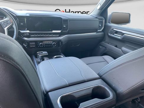 Used 2023 Chevrolet Silverado 1500 LTZ AWD/4WD image 32