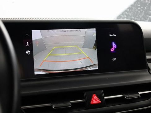 Used 2024 Kia Seltos S image 18