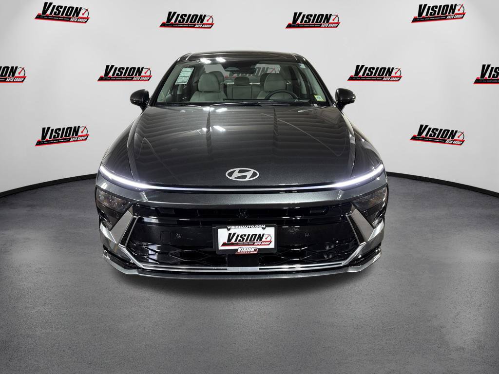 New 2026 Hyundai Sonata Limited FWD image 8