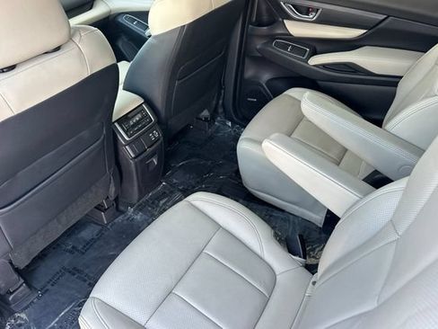 Used 2023 Subaru Ascent Limited w/ Technology Package AWD/4WD image 13