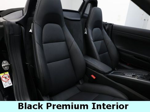 Used 2024 Porsche 718 Boxster S image 15