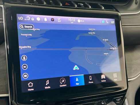 Used 2022 Jeep Grand Cherokee Limited image 13