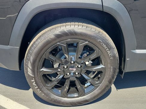 New 2026 GMC Terrain Elevation w/ Elevation Premium Package FWD image 5