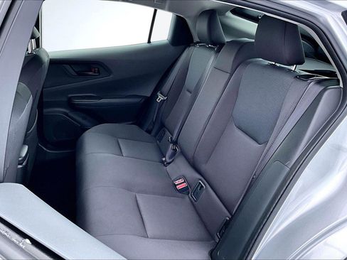 Used 2025 Toyota Prius LE image 26