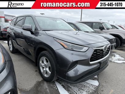 Used 2023 Toyota Highlander L