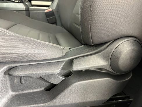 Used 2024 Toyota Tacoma TRD Off-Road image 13