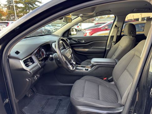 Used 2017 GMC Acadia SLE image 15