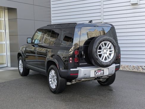 Used 2025 Land Rover Defender 110 S image 3