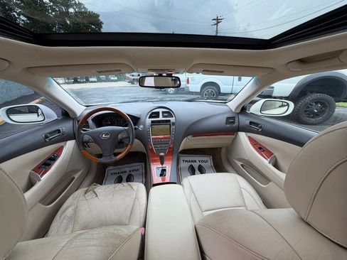 Used 2010 Lexus ES 350 FWD image 3