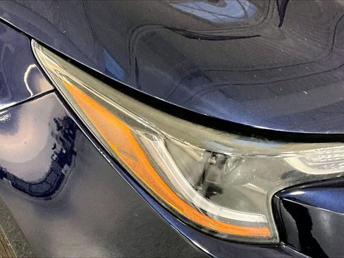 Used 2020 Toyota Corolla LE image 26