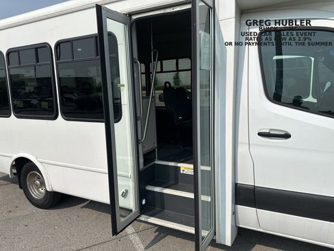 Used 2022 Mercedes-Benz Sprinter 3500 image 39