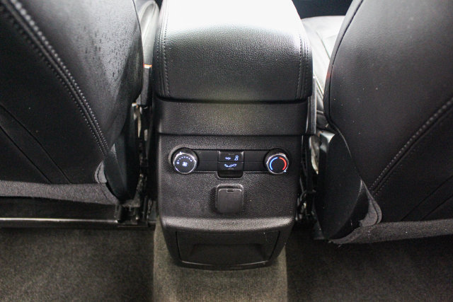 Certified 2018 Ford Explorer XLT w/ Equipment Group 202A FWD image 24