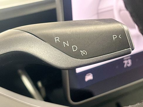 Used 2021 Tesla Model Y Long Range image 28