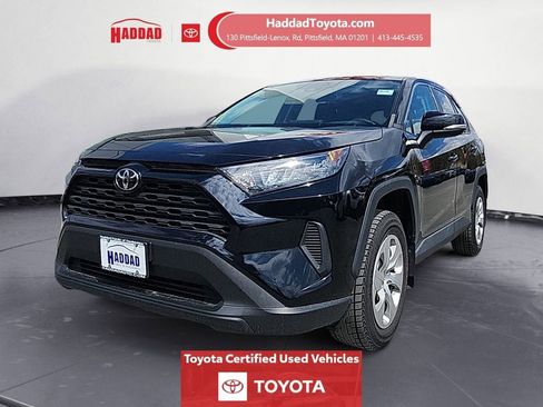 Certified 2022 Toyota RAV4 LE AWD/4WD image 1