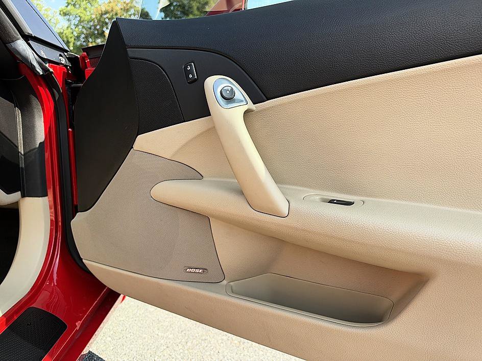 Used 2005 Chevrolet Corvette Coupe w/ Preferred Equipment Group RWD image 20