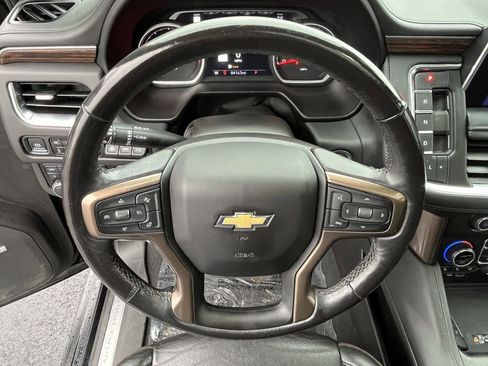 Used 2021 Chevrolet Suburban High Country image 12