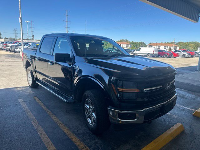 Used 2025 Ford F150 XLT w/ Equipment Group 301A Standard AWD/4WD image 5