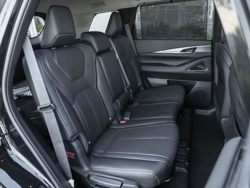 New 2026 INFINITI QX60 Luxe w/ Cargo Package image 28