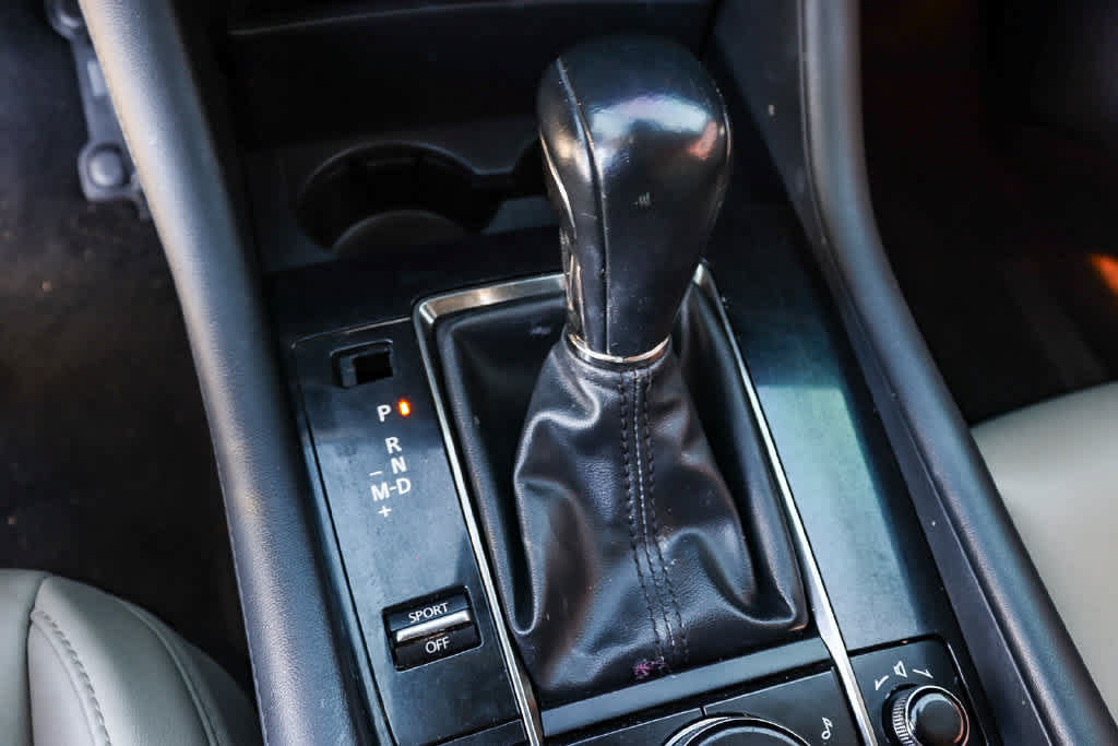 Used 2019 MAZDA MAZDA3 Sedan w/ Preferred Package FWD image 18