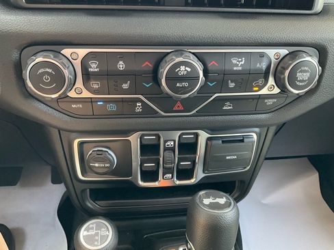 New 2025 Jeep Wrangler Unlimited Sport S 4xe w/ Convenience Group AWD/4WD image 10