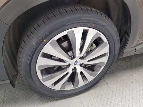 Used 2019 Subaru Ascent Limited w/ Popular Package #3 image 31