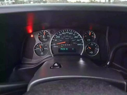 Used 2019 Chevrolet Express 2500 Extended w/ Driver Convenience Package RWD image 18