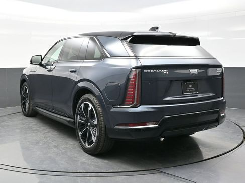 Certified 2026 Cadillac Escalade IQ Sport 2 AWD/4WD image 5