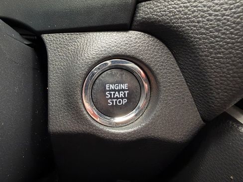 Used 2023 Toyota RAV4 Limited image 22