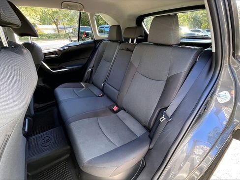 Used 2024 Toyota RAV4 XLE image 19